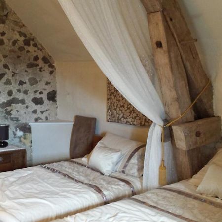 Le Petit Savriere B&B Tronget Exteriör bild