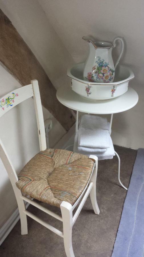 Le Petit Savriere B&B Tronget Exteriör bild