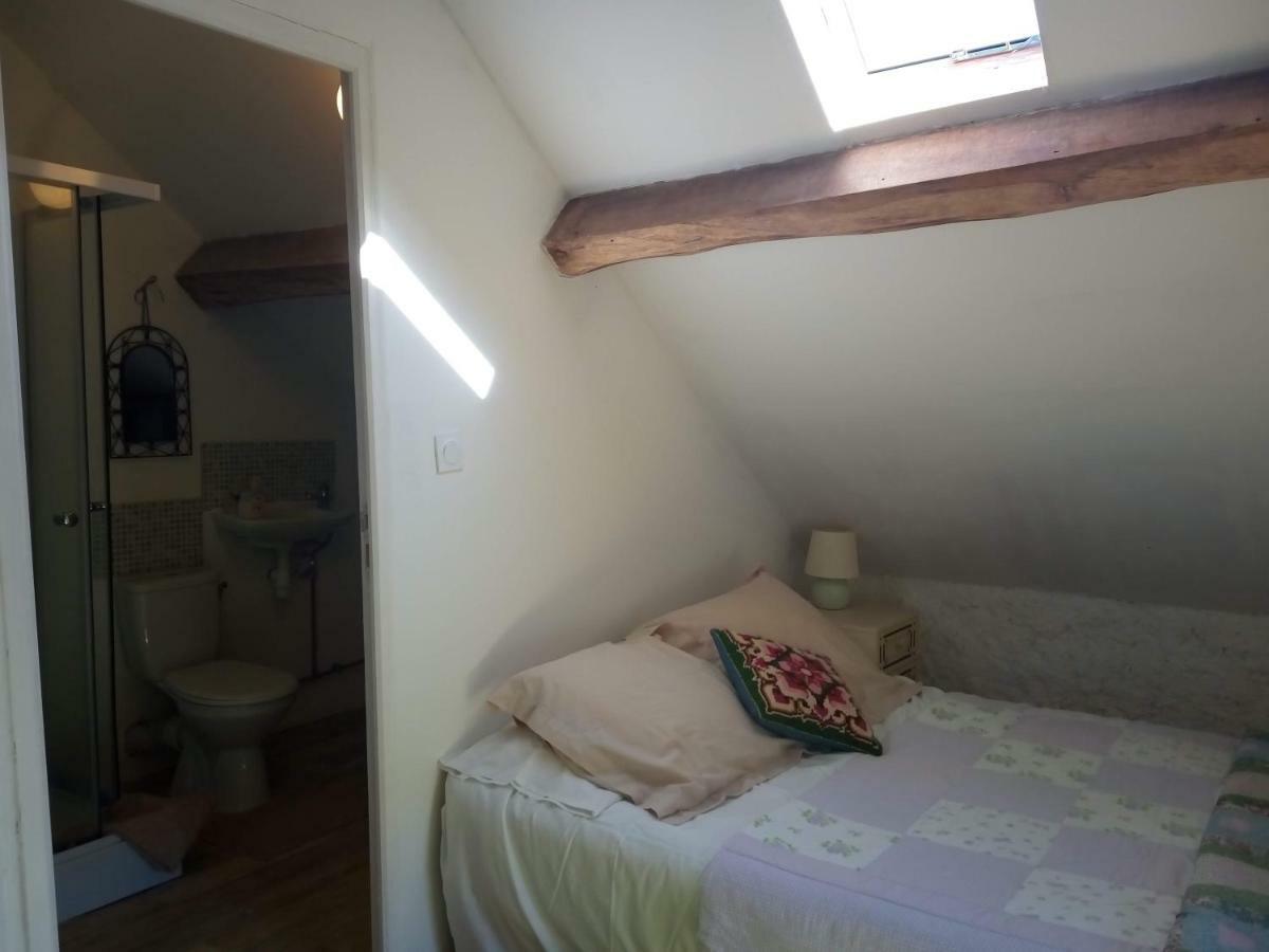 Le Petit Savriere B&B Tronget Exteriör bild